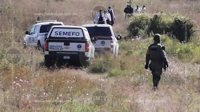 Lo matan y le dejan sus brazos en su pecho