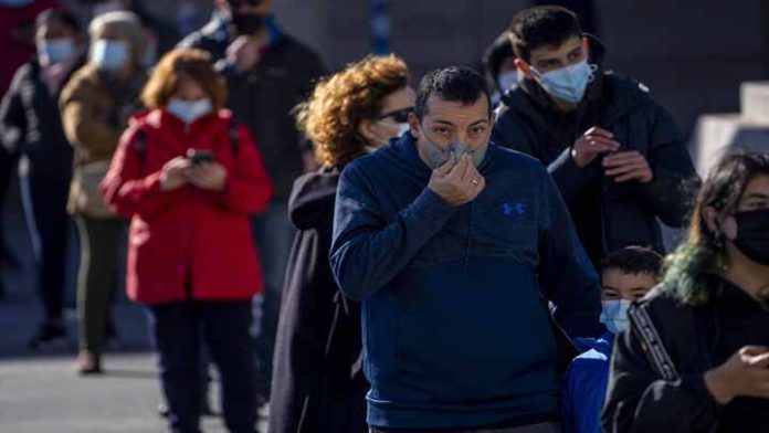 1.3 millones de casos de Covid-19 en los últimos 14 días en España