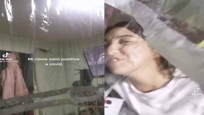 Encierra a su novia en una burbuja de plástico tras haberse contagiado de Covid