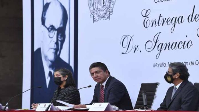 Los estudios de posgrado, una de las grandes fortalezas de la UMSNH: Rector Raúl Cárdenas Navarro