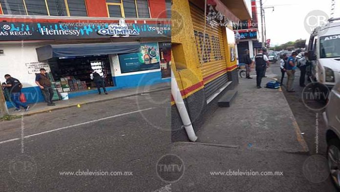 Lo balean en una vinatería de Prados Verdes