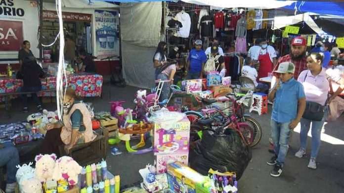Comerciantes esperan incremento en ventas de hasta un 40% en temporada de Reyes Magos