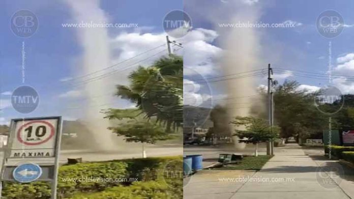 Captan mini tornados en Coalcomán