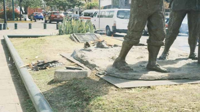 “Todos actúan en función de sus circunstancias”: Presidente del patronato pro monumento Los constructores