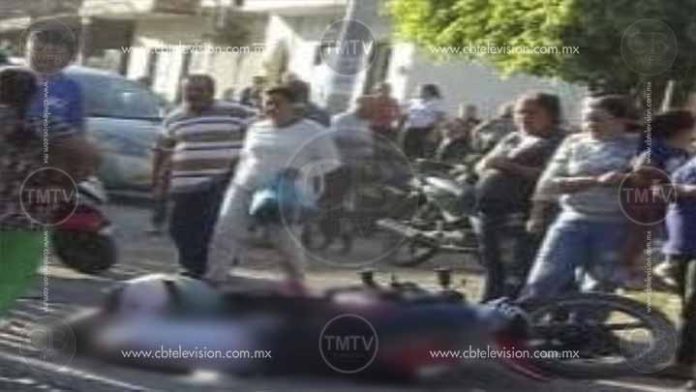 Ejecutan a motociclista en las calles de Sahuayo