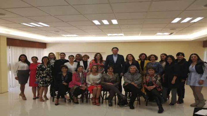 Mujeres empresarias de Michoacán se reúnen con el presidente municipal Alfonso Martínez
