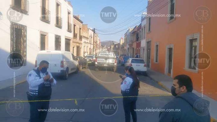 Hallan hombre muerto en vivienda del centro de Morelia