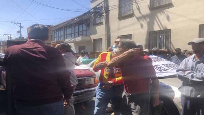 “Pagar precio de 8,000 a 10,000 pesos no está al alcance de nuestra gente”: Coordinador municipal de UDC ante alza en precios para la regularización de autos chocolate