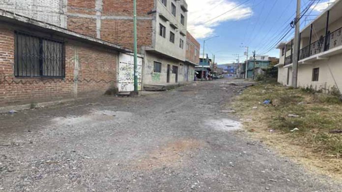 Calle Juan José Altamirano; en lista de vialidades pendientes por pavimentar