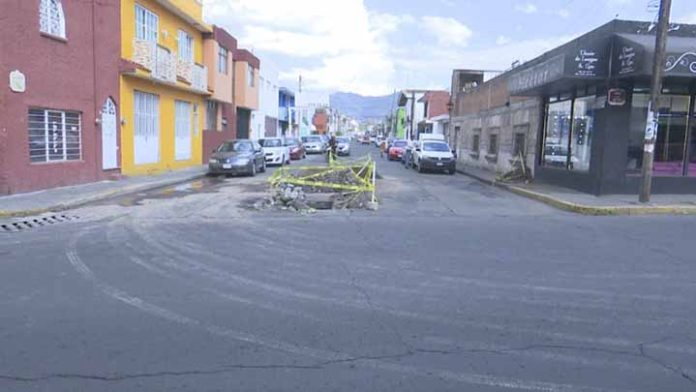 Ooapas deja trabajos sin concluir por donde quiera; Calle Platanares es solo una de los ejemplos
