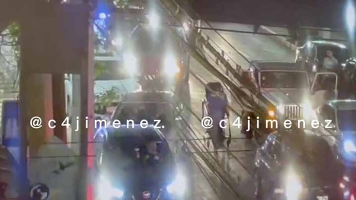 Revelan video en donde auxilian al cineasta Samuel Ríos tras agresión a balazos