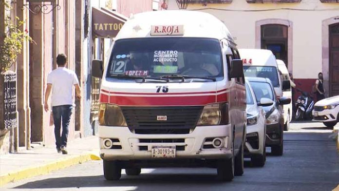 Ciudadanos de Morelia inconformes por el aumento al transporte público; pasará de $9.00 a $10.00 pesos