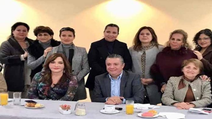 Mujeres empresarias y titular de Finanzas de Michoacán acuerdan en favor del empleo