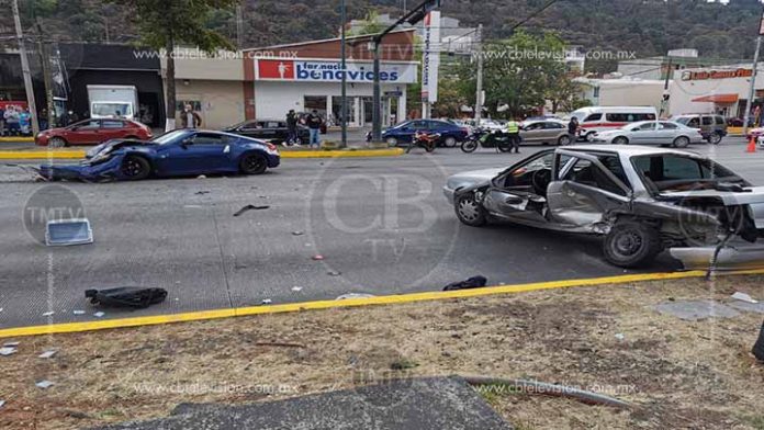 Brutal choque deja un muerto en la avenida Camelinas de Morelia