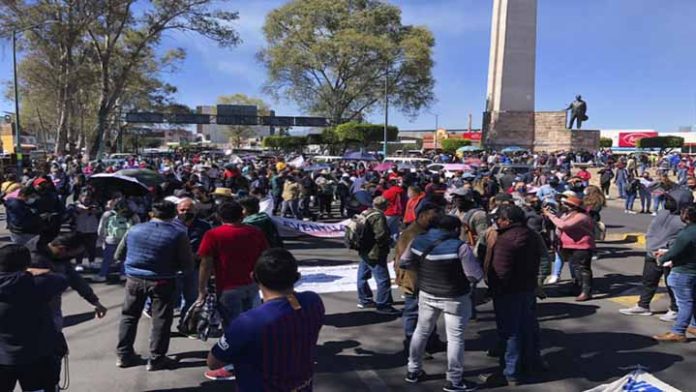 Marchas masivas de la CNTE y normalistas desquiciaron el centro histórico de Morelia