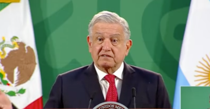 AMLO violó veda por revocación de mandato: Tribunal Electoral