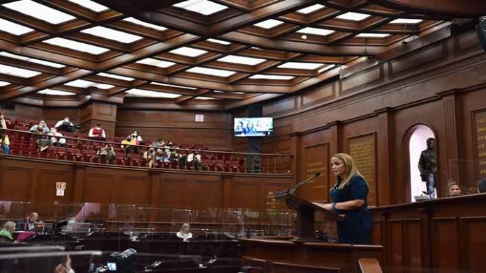 Andrea Villanueva propone reformas a la Ley de Salud Mental en Michoacán