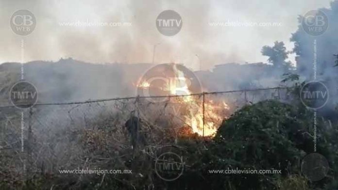 Incendio en La Huerta moviliza a bomberos de Morelia
