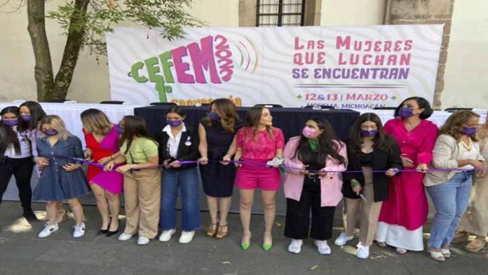 Seamos la alianza de mujeres que lo cambie todo: Andrea Villanueva