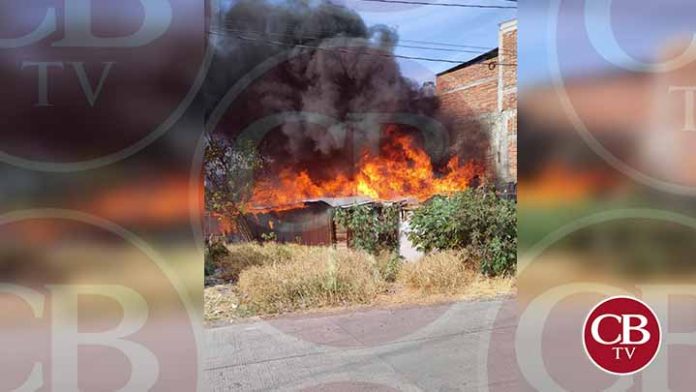 Se queman dos viviendas en Villas del Real