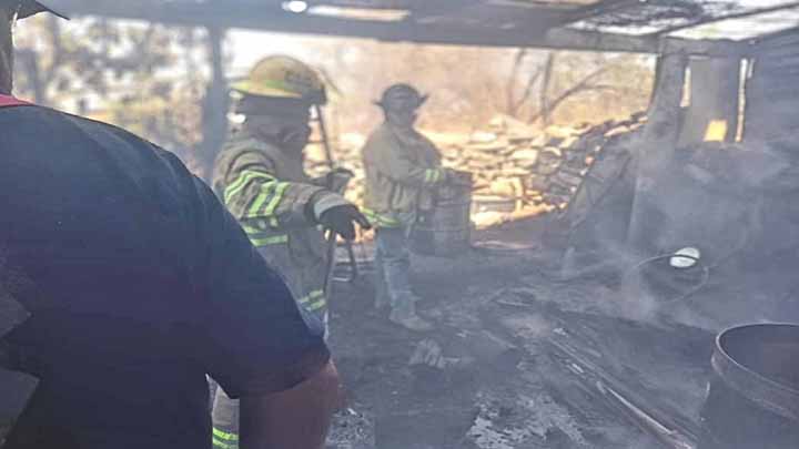 Un incendio deja daños en una vivienda de Purépero Un incendio deja daños en una vivienda de Purépero