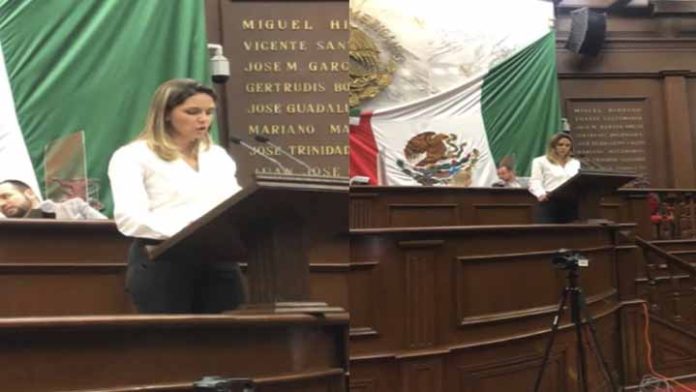 Escuelas de tiempo completo deben continuar y estar presupuestadas: Daniela de los Santos Torres