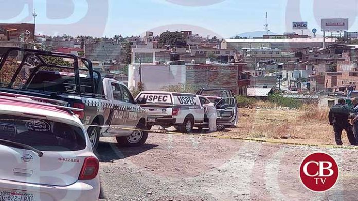 Balean a dos personas en la Ilustres Novohispanos; uno muere
