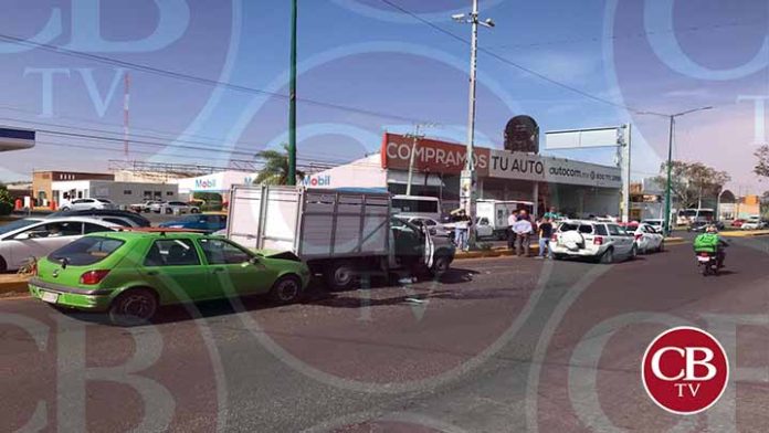 Choque múltiple deja daños materiales en Morelia