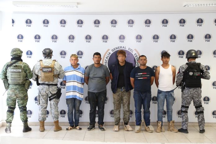Arrestan a cinco hombres por el ataque a la FGE en Maravatío y la masacre en un palenque de Zinapécuaro