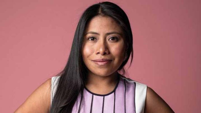 Revelan que el título de Yalitza Aparicio no está en la SEP, y cuestionan si es maestra