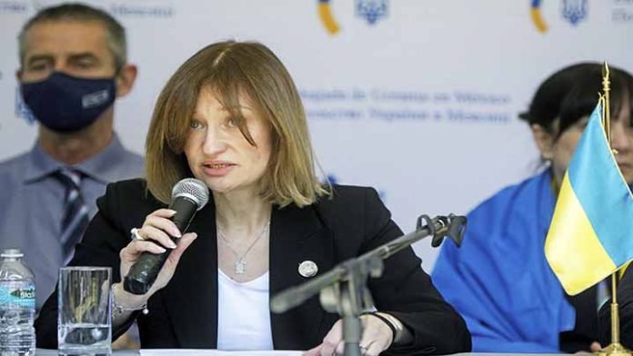 Embajadora de Ucrania llama a AMLO cortar relación con Rusia