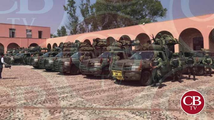 Arriban a Michoacán 400 militares a reforzar la seguridad