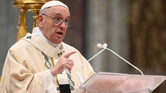 Papa Francisco pide ser valientes para defender la Paz en Ucrania