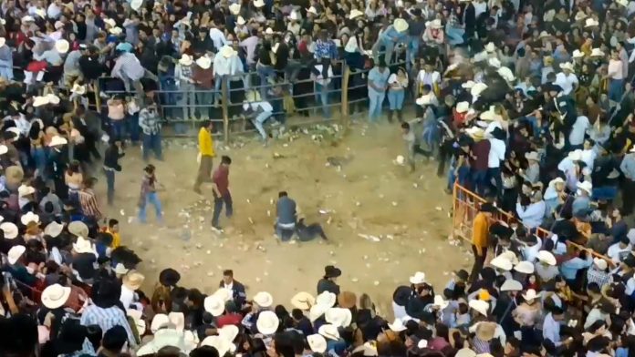 Multa de hasta 40 mil pesos como resultado de pelea en Jaripeo en Morelia