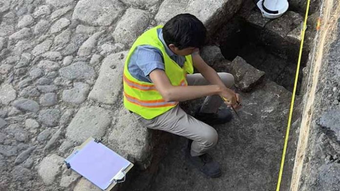 Monitorea SCOP, hallazgo de vestigios arqueológicos en obra de salida a Salamanca