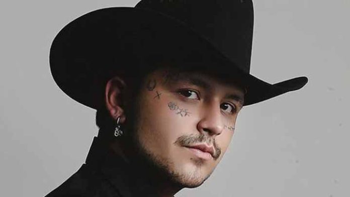 “Se siente feo”; confiesa Christian Nodal que le fueron infiel