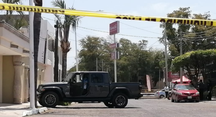 Matan a maquillista Alexander Millan en Culiacán