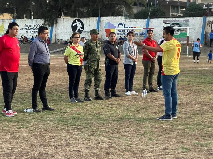 El alcalde inaugura la Copa Charo