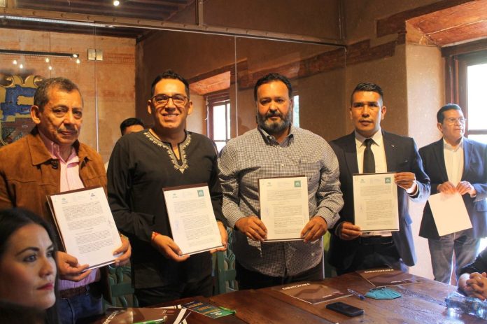 Firman Convenio de Colaboración  Ayuntamiento de Pátzcuaro y CONALEP