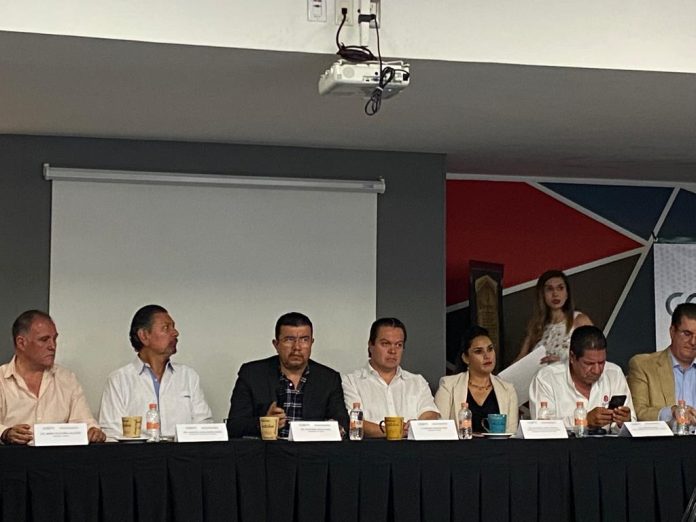 Un empleo informal, son aquellos que no cuentan con la legalidad ni prestaciones para sus trabajadores