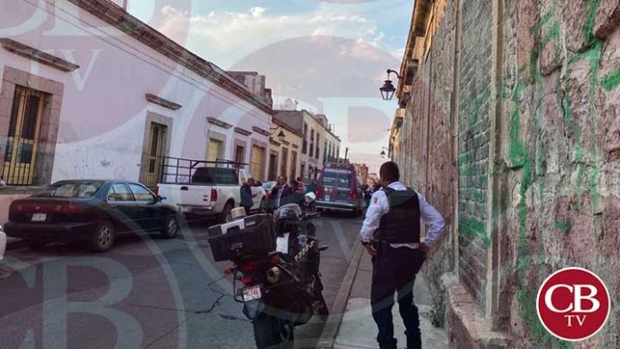 A unos pasos del congreso de Michoacán asesinan a una persona 
