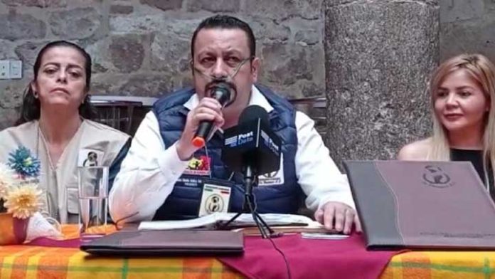 Viajará hasta CDMX en silla de ruedas; lucha contra la violencia