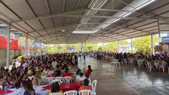 Alcalde organizó un concurso de table dance por el Día de las Madres en Guerrero