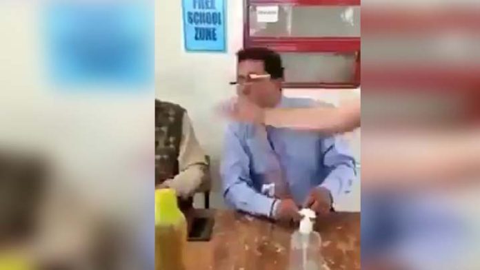 Padre golpea a prefecto de escuela que presuntamente acosa a su hija