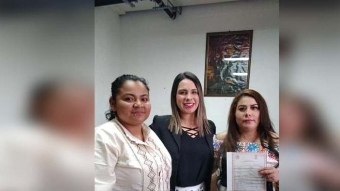 Se celebra por primera vez matrimonio entre dos mujeres en Pátzcuaro