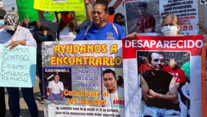 En el marco del día de las madres la marcha es su celebración; madre busca a su hijo desaparecido en Michoacán