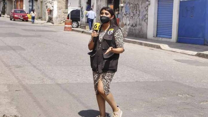 Reportera se salva de ser levantada en puebla