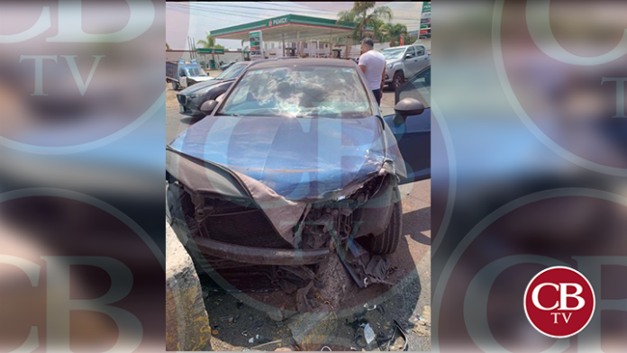 Choque de autos ocasiona tráfico en el libramiento poniente de Morelia
