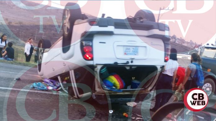 La volcadura de una camioneta