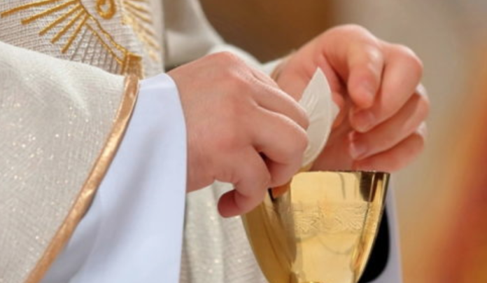 Sacerdote